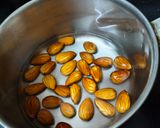 बादाम का हलवा (बर्फी) रेसिपी चरण 1 फोटो