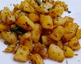 क्रिस्पी जीरा आलू (Crispy Jeera aloo Recipe in Hindi) रेसिपी चरण 2 फोटो