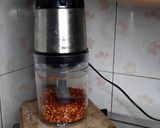 Foto langkah ke 2 dari resep Chili oil.