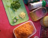 A picture of step 2 of Flat bread with carrot egg sauce.