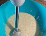 Foto del paso 4 de la receta: Bizcocho de toda la vida de yogur (con manzana)