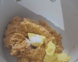 Foto langkah ke 4 dari resep Donat Labu Kuning Mini.