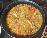 Foto del paso 5 de la receta: Paella de bacalao, calamares, mejillones y langostinos