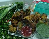 A picture of step 7 of Spring onion moong daal pakore with Green chilli 💚.