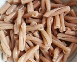 Foto del paso 4 de la receta: Ensalada de pasta tibia con betabel y kale