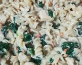 Foto del paso 4 de la receta: Fideos con crema de leche y espinaca