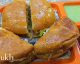 A picture of step 15 of Street Style Daal Anday wala Karachi Bun Kabab🍔.