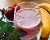 Hình bước làm 3 của món 💚 Smoothie Chuối Dâu Sữa Chua