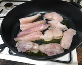 Foto del paso 3 de la receta: Rape a la plancha con guisantes y zanahoria hervida