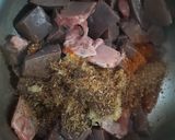 A picture of step 2 of Fry kaleji.