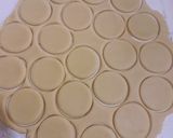 A picture of step 3 of Butter Cookies.