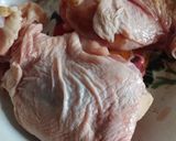 Foto langkah ke 1 dari resep Ayam Goreng Ketumbar Daun Kare.