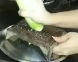 A picture of step 1 of Lauki ka halwa.