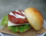 Foto langkah ke 6 dari resep Chicken burger / homemade burger bun / roti burger.
