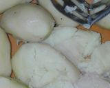 A picture of step 1 of Potato Pie Filled with Grilled Chicken Tikka and cheese.