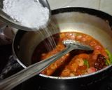 A picture of step 3 of Karounde ki meethi khatti chutney.