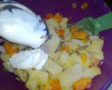 Foto del paso 4 de la receta: Ensalada de papas y zanahorias con toque mágico de alcaparras   