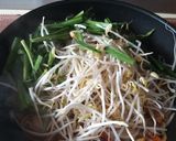 Foto langkah ke 3 dari resep 123.Pad Thai(Kwetiu goreng thailand).