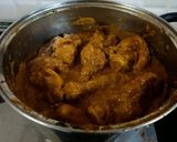 A picture of step 4 of Punjabi Chicken Curry.