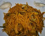 Foto del paso 12 de la receta: Fideos guisados con alcachofas, espárragos y chirlas