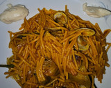 Foto del paso 12 de la receta: Fideos guisados con alcachofas, espárragos y chirlas