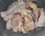Foto langkah ke 1 dari resep 132. Ayam Ungkep Bumbu Kuning.
