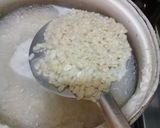 A picture of step 1 of Fry Mash Daal.