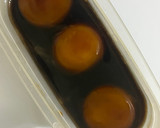 Foto del paso 4 de la receta: Yemas curadas en salsa de soja