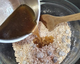 Foto del paso 3 de la receta: Muffins a la granola, llenas de salud