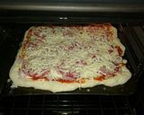 Foto del paso 5 de la receta Pizza casera de pepperoni