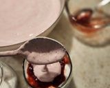 A picture of step 6 of Strawberry Cheese Cake in Cup.