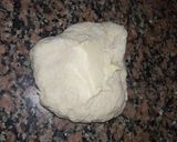 Foto del paso 2 de la receta: Pan casero en sartén súper fácil