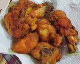 Foto langkah ke 2 dari resep Ayam goreng kunyit.
