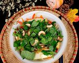 Hình bước làm 4 của món Bánh đa xào nước trộn rau thơm