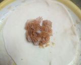 A picture of step 3 of Fried chicken momo.