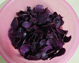 Foto langkah ke 4 dari resep Keripik Ubi Ungu (#PekanInspirasi).