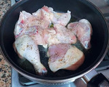Foto del paso 1 de la receta: Pollo encebollado al ras el hanout propio infusionado en azafrán