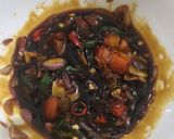 Foto langkah ke 3 dari resep Tumis sambel kecap.