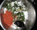 A picture of step 2 of Cauliflower curry.