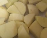 A picture of step 2 of Aloo ke tawa sandwich.