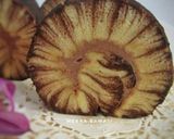 Foto langkah ke 20 dari resep Hurricane Chocolate Roll Cake.