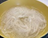 Hình bước làm 1 của món Mì Udon Xào Thịt Bò