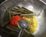 સરગવા નું લોટ વાળું શાક (Saragva Besan Lot Shak Recipe In Gujarati) રેસીપી સ્ટેપ3ફોટો