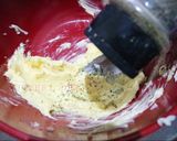 Foto langkah ke 2 dari resep Garlic Bread.