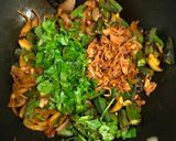 A picture of step 6 of Bhindi Do Pyaza.