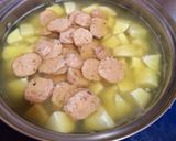 Hình bước làm 3 của món Canh bò viên nấu khoai môn