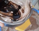 Foto langkah ke 4 dari resep Brownies kukus Hias.