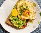 Hình bước làm 1 của món Avocado 🥑 toast