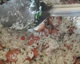 Foto del paso 3 de la receta: Arroz con salchicha polaca y papas fritas con tres salsas
