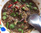 รูปขั้นตอนการทำที่ 1 ของ น้ำพริกกะปิมะม่วง